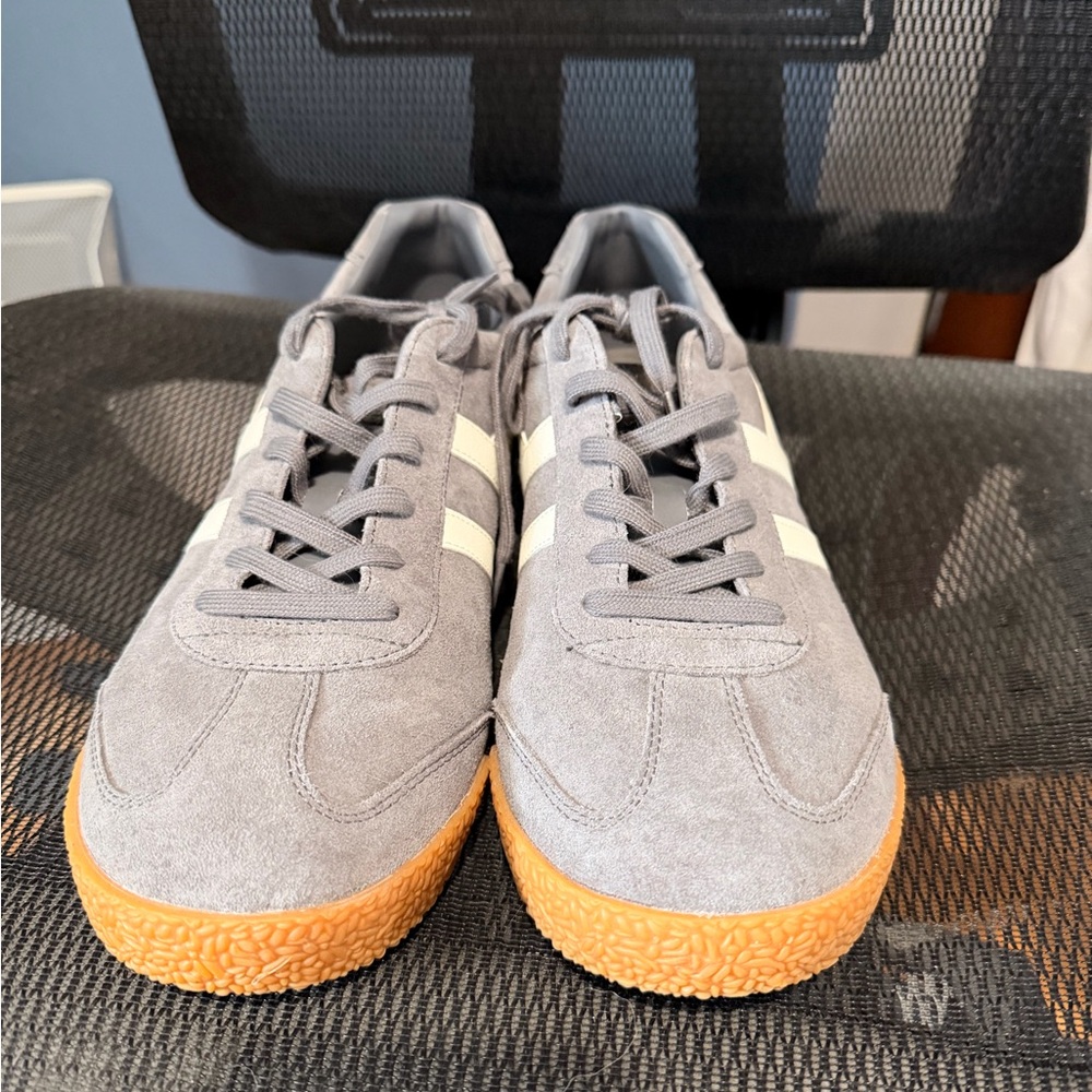 Gola Harrier Men's Gray Suede Sneakers with White Stripes and Gum Sole